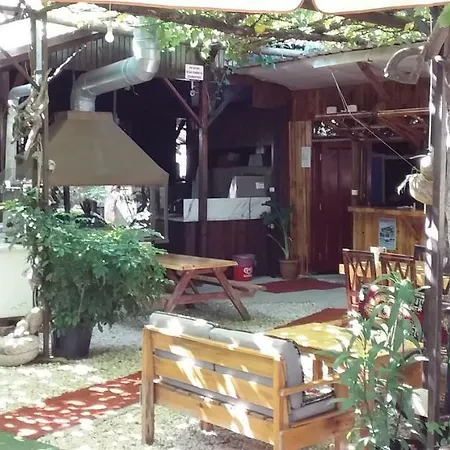 Homestay Zakkum Antalya