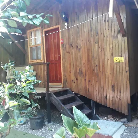 Homestay Zakkum *